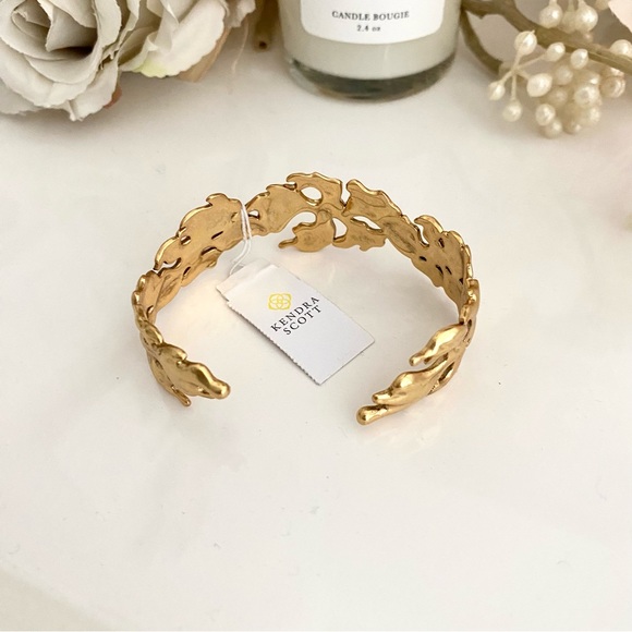 KENDRA SCOTT Savannah Cuff Bracelet in Gold NWT - Picture 11 of 14